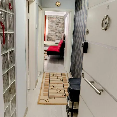 Lägenhet Luxury And Comfort In Alsancak Perfect For Groups Or Families