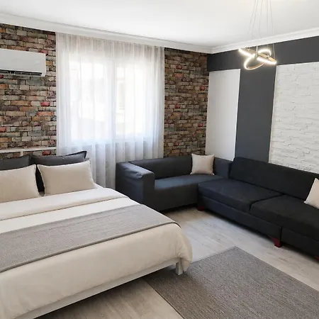 Luxury And Comfort In Alsancak Perfect For Groups Or Families Appartement