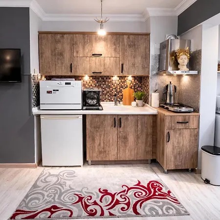 Luxury And Comfort In Alsancak Perfect For Groups Or Families Apartment